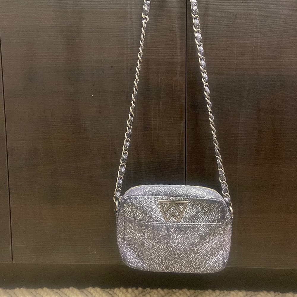 Kelly Wynne bag